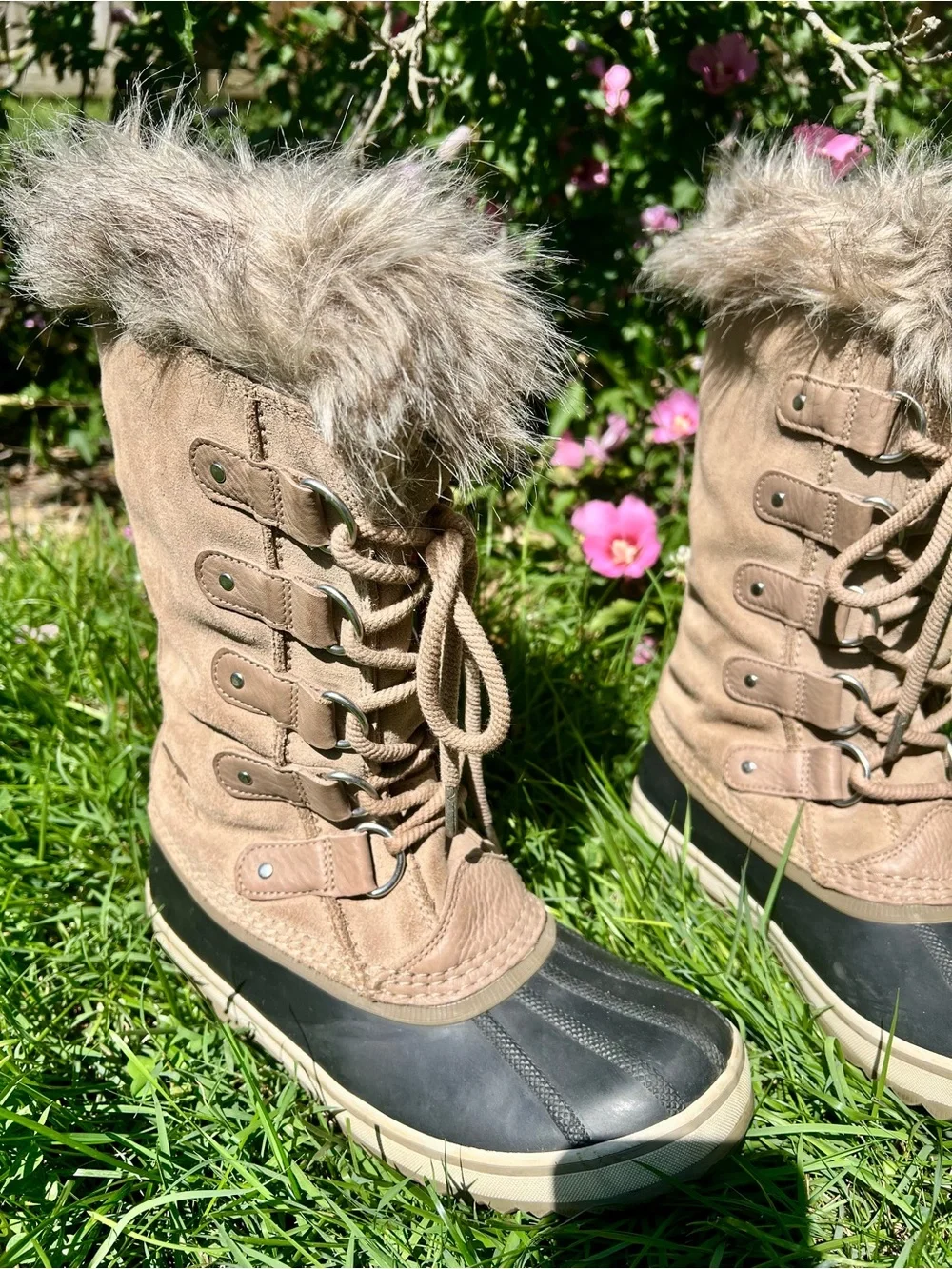 Women Sorel Joan of Arctic Tall Snow Boat Gently Preowned Classic Fur Lined 9